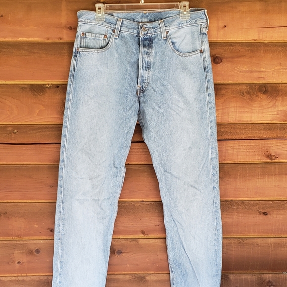 levi stone washed jeans